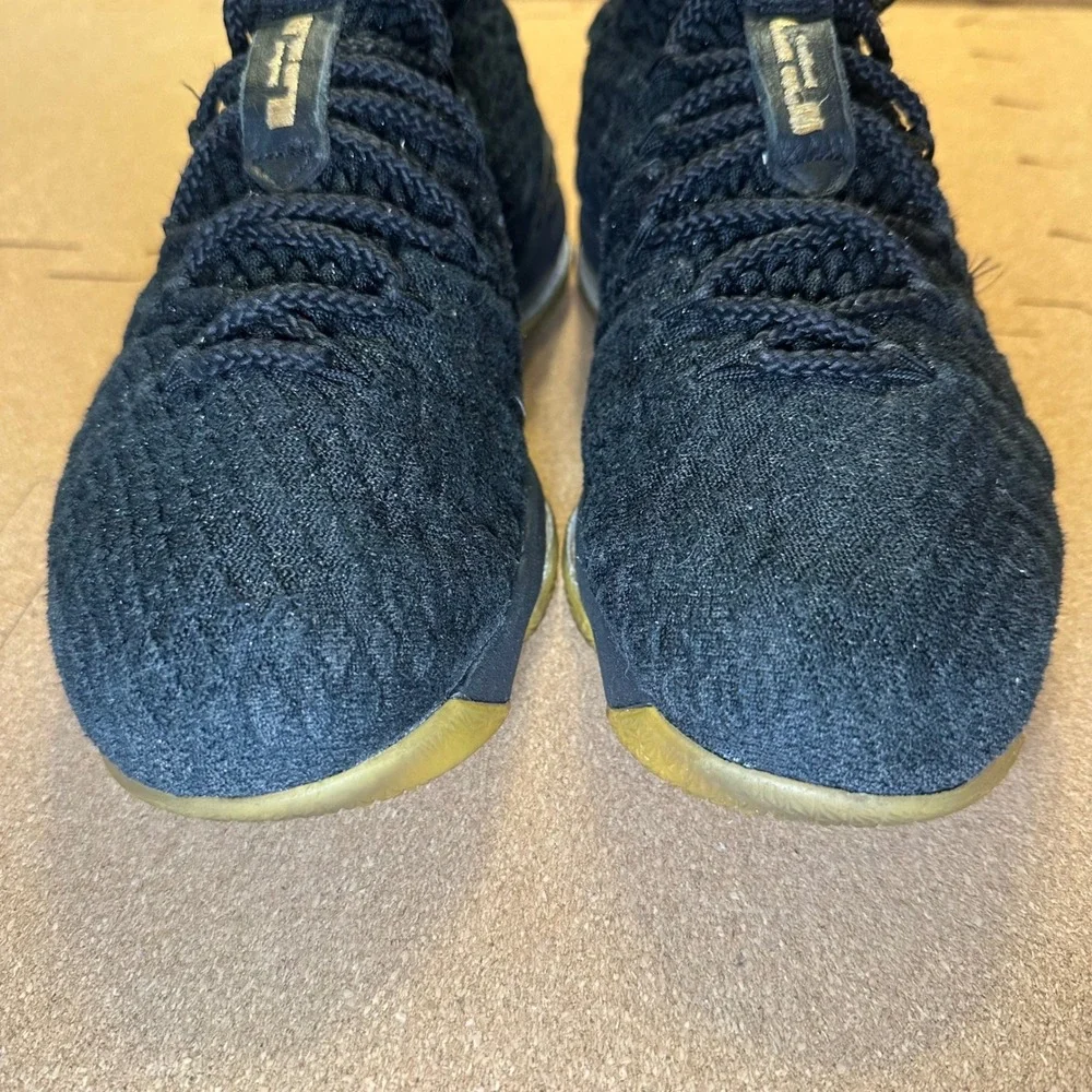 Nike LeBron 15‎ Black Gum Youth Basketball Shoes 922811-006 Kids 5.5Y